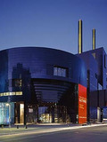 guthrie-theater---wurtele-thrust-stage